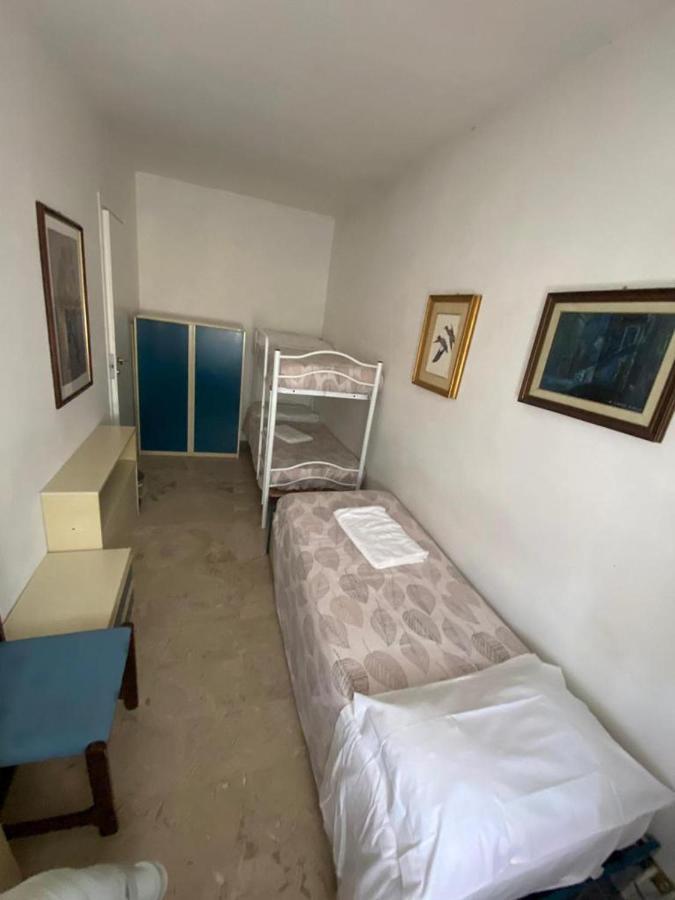 Eagle'S Nest Venice Guest House Bagian luar foto