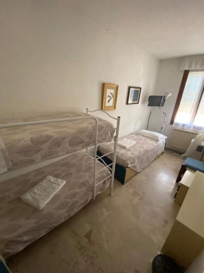 Eagle'S Nest Venice Guest House Bagian luar foto