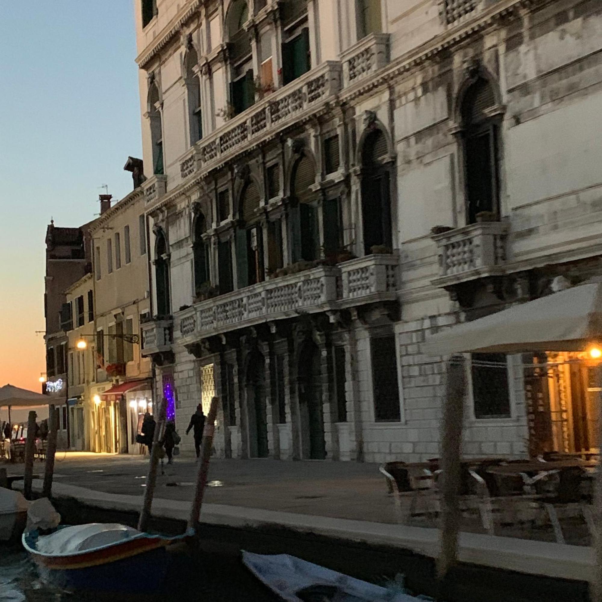 Eagle'S Nest Venice Guest House Bagian luar foto